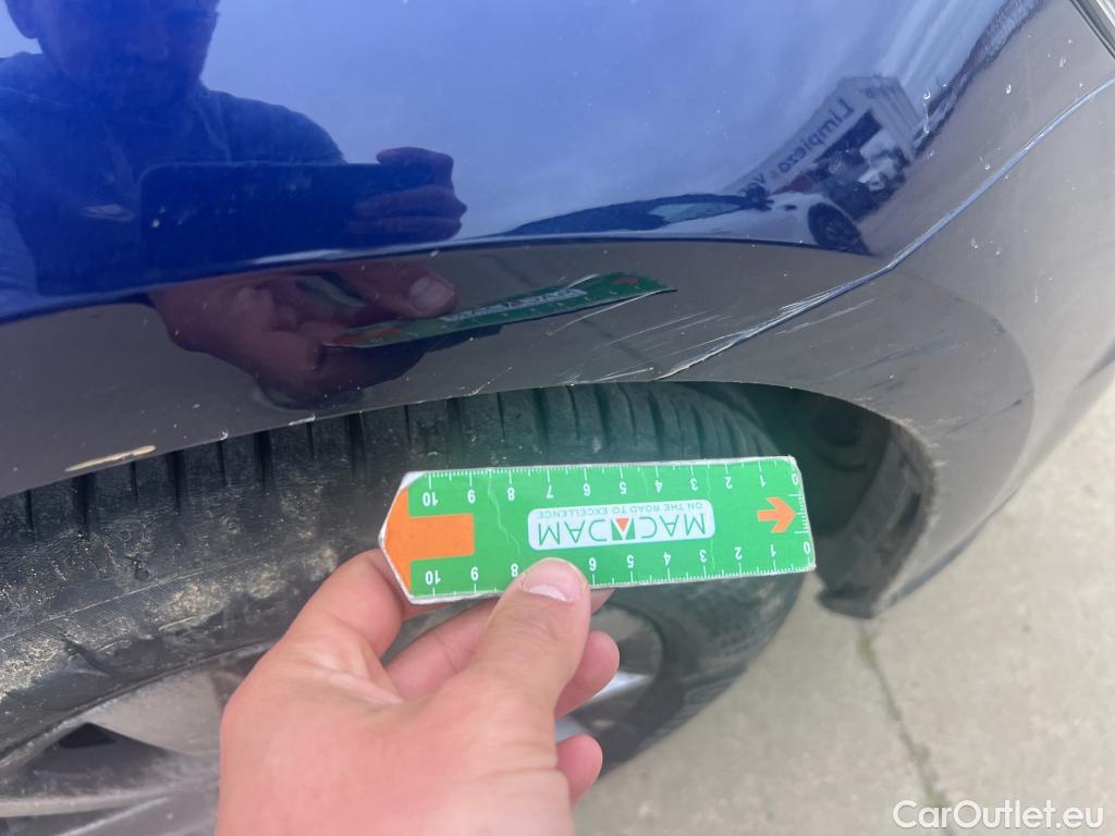  Volkswagen  Golf  VOLKSWAGEN / 2016 / 5P / berlina con portón Ready2Go 1.0 TSI 85kW (115CV) #10