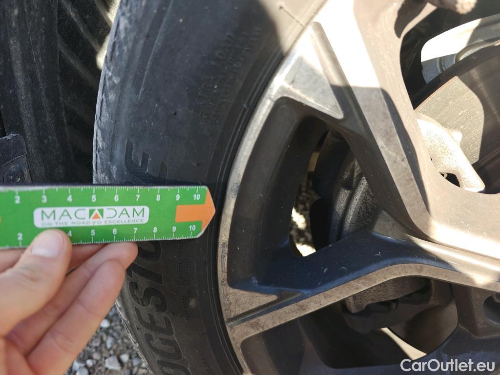  Bmw  X1 BMW  / 2019 / 5P / todoterreno sDrive18d #44