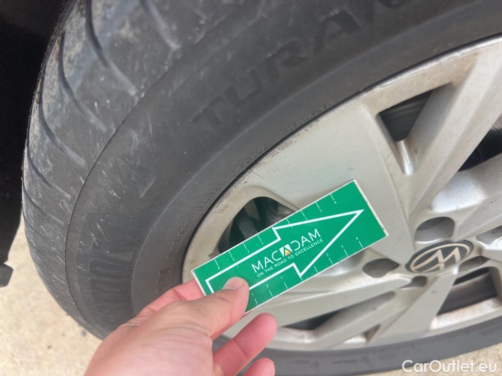  Volkswagen  Taigo VOLKSWAGEN  / 2021 / 5P / todoterreno Life 1.0 TSI 81kW (110CV) #4