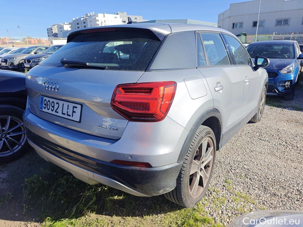  Audi  Q2 AUDI  / 2016 / 5P / todoterreno Design 35 TDI 110kW (150CV) #26