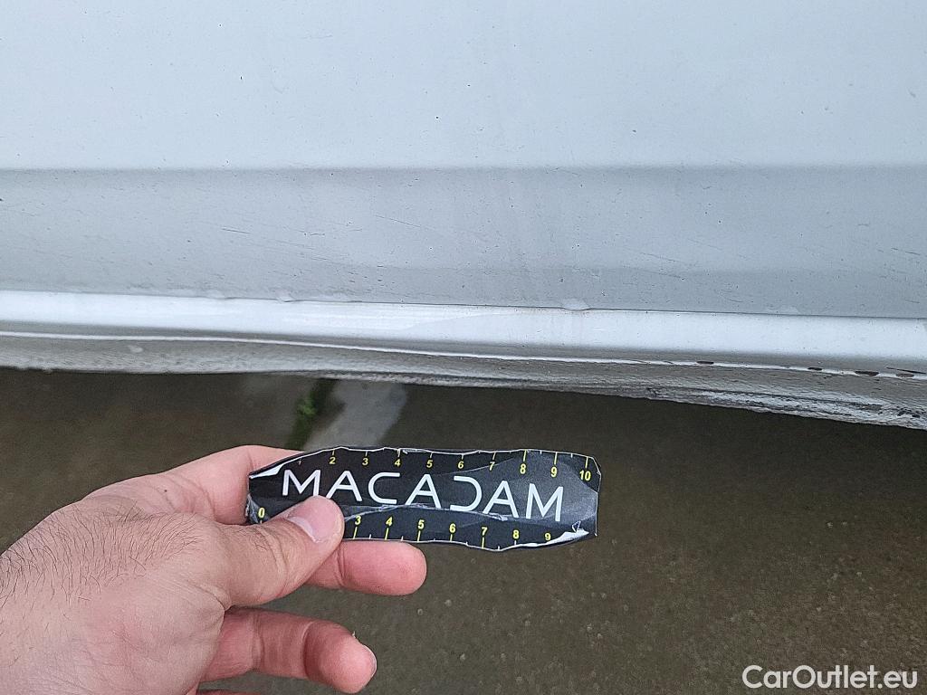  Volkswagen  Polo VOLKSWAGEN  / 2021 / 5P / berlina con portón Life 1.0 TSI 70kW (95CV) #4