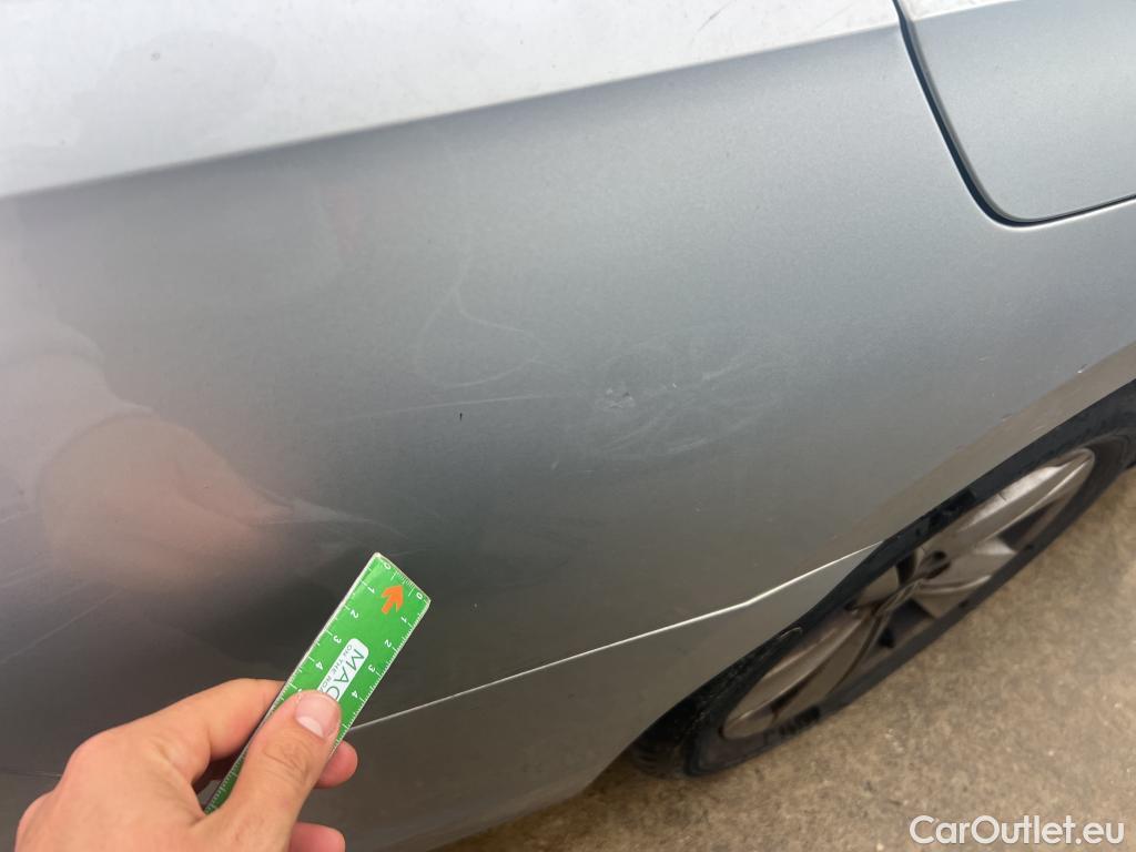  Volkswagen  Golf  VOLKSWAGEN / 2020 / 5P / familiar Life 2.0 TDI 85kW (115CV) Variant #4