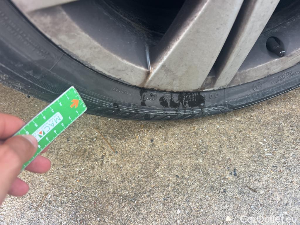  Volkswagen  Golf  VOLKSWAGEN / 2020 / 5P / familiar Life 2.0 TDI 85kW (115CV) Variant #24