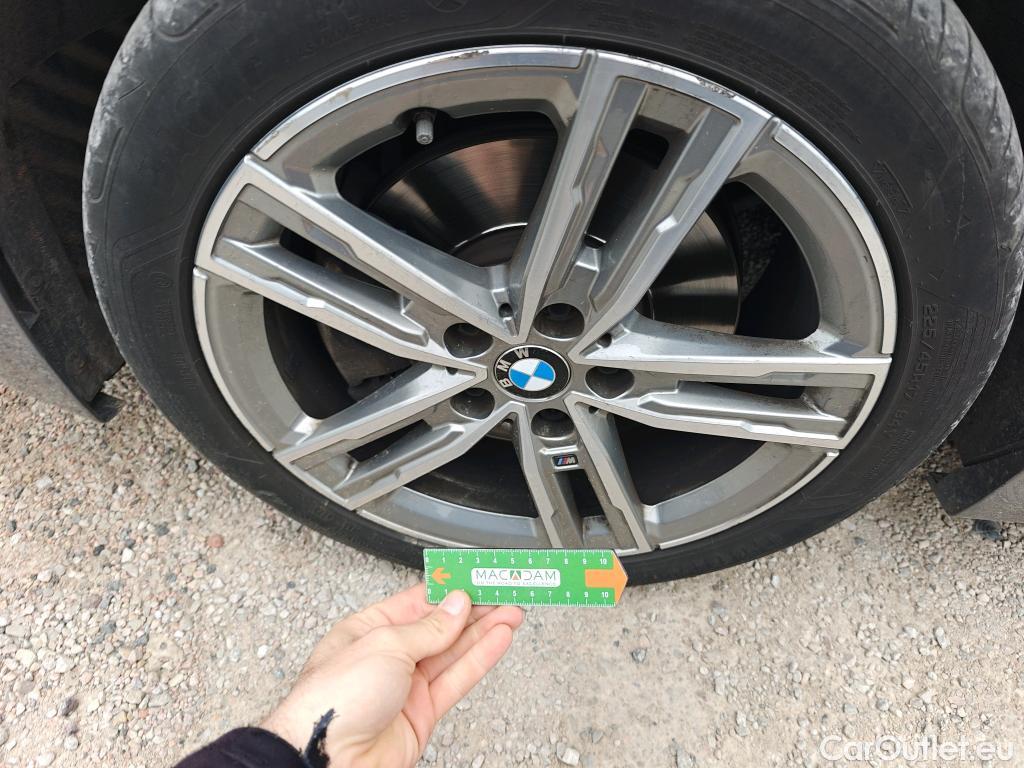  Bmw  Serie 1 BMW  / 2019 / 5P / berlina con portón 118i #1