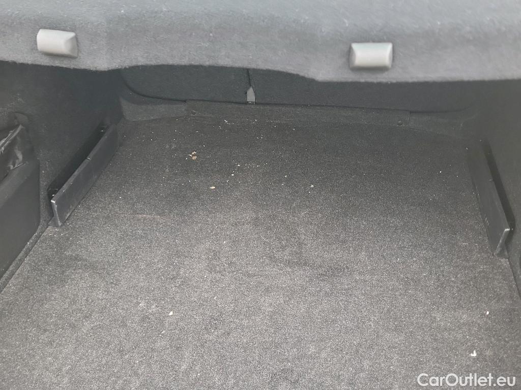  Skoda  Octavia SKODA  / 2020 / 5P / berlina con portón 2.0 TDI 85kW (115CV) DSG Ambition #23