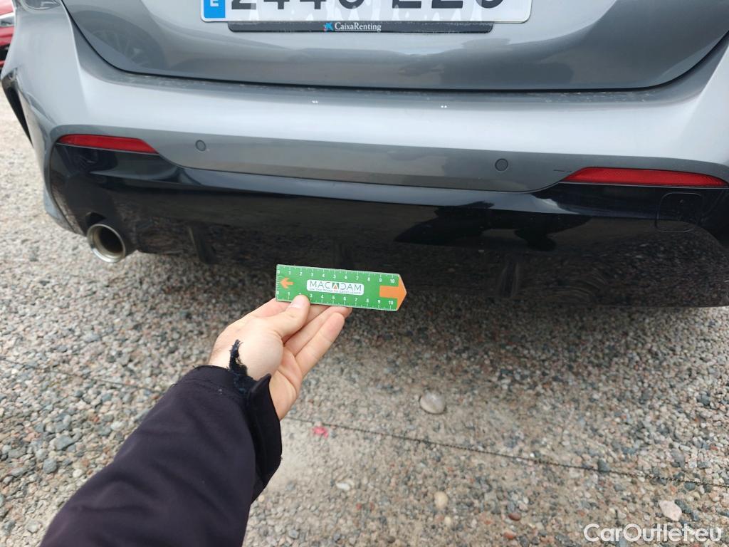  Bmw  Serie 1 BMW  / 2019 / 5P / berlina con portón 118i #41