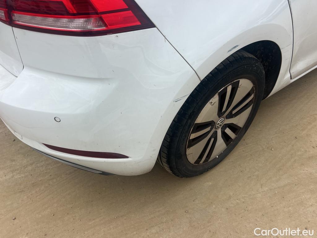  Volkswagen  Golf  VOLKSWAGEN / 2016 / 5P / berlina con portón e-ePower 110 kW (136CV) #27