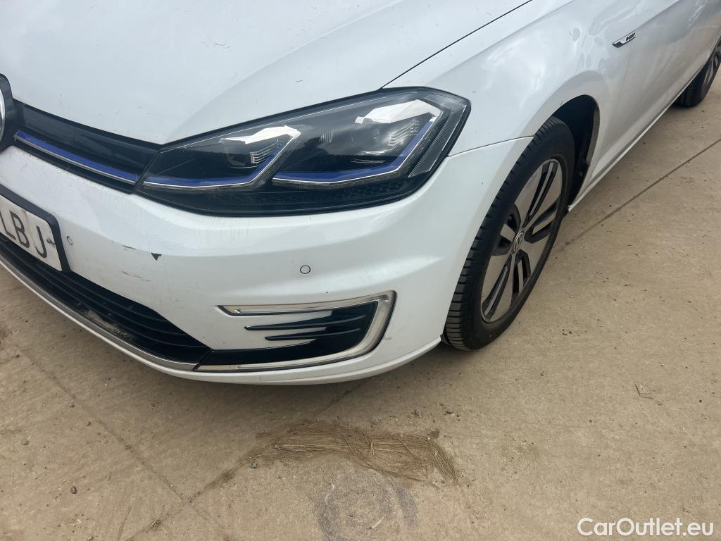  Volkswagen  Golf  VOLKSWAGEN / 2016 / 5P / berlina con portón e-ePower 110 kW (136CV) #24