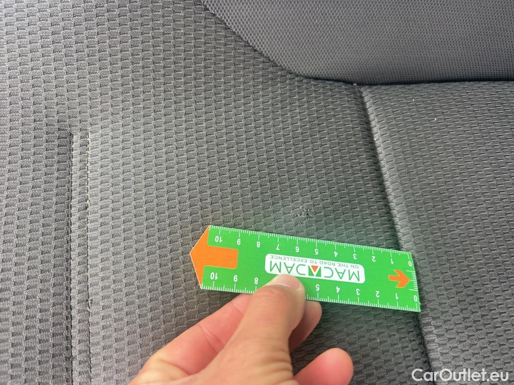  Volkswagen  Golf  VOLKSWAGEN / 2016 / 5P / berlina con portón e-ePower 110 kW (136CV) #19