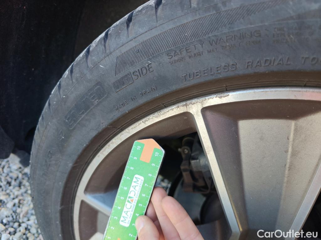  Audi  Q2 AUDI  / 2016 / 5P / todoterreno Design 35 TDI 110kW (150CV) #2