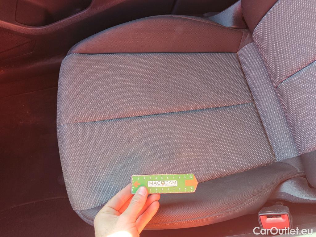  Audi  Q2 AUDI  / 2016 / 5P / todoterreno Design 35 TDI 110kW (150CV) #11