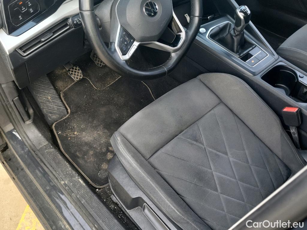  Volkswagen  Golf  VOLKSWAGEN / 2020 / 5P / berlina con portón Life 1.0 TSI 81kW (110CV) #19