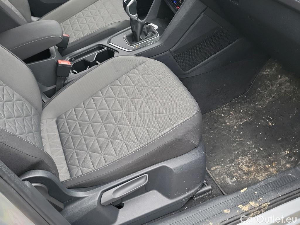  Volkswagen  Tiguan VOLKSWAGEN  / 2020 / 5P / todoterreno Life 2.0 TDI 110kW (150CV) #7