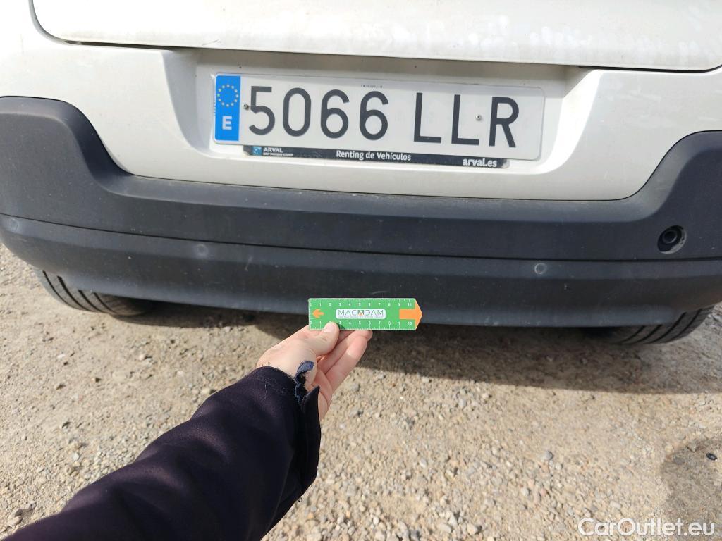  Citroen  C3 CITROEN  / 2020 / 5P / berlina con portón BlueHDi 75KW (100CV) S&S Feel Pack #9