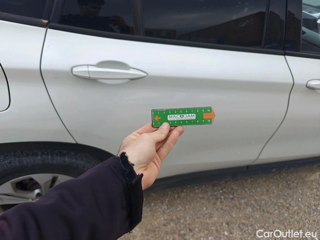  Bmw  X1 BMW  / 2019 / 5P / todoterreno sDrive18dA Corporate (AC4) #27