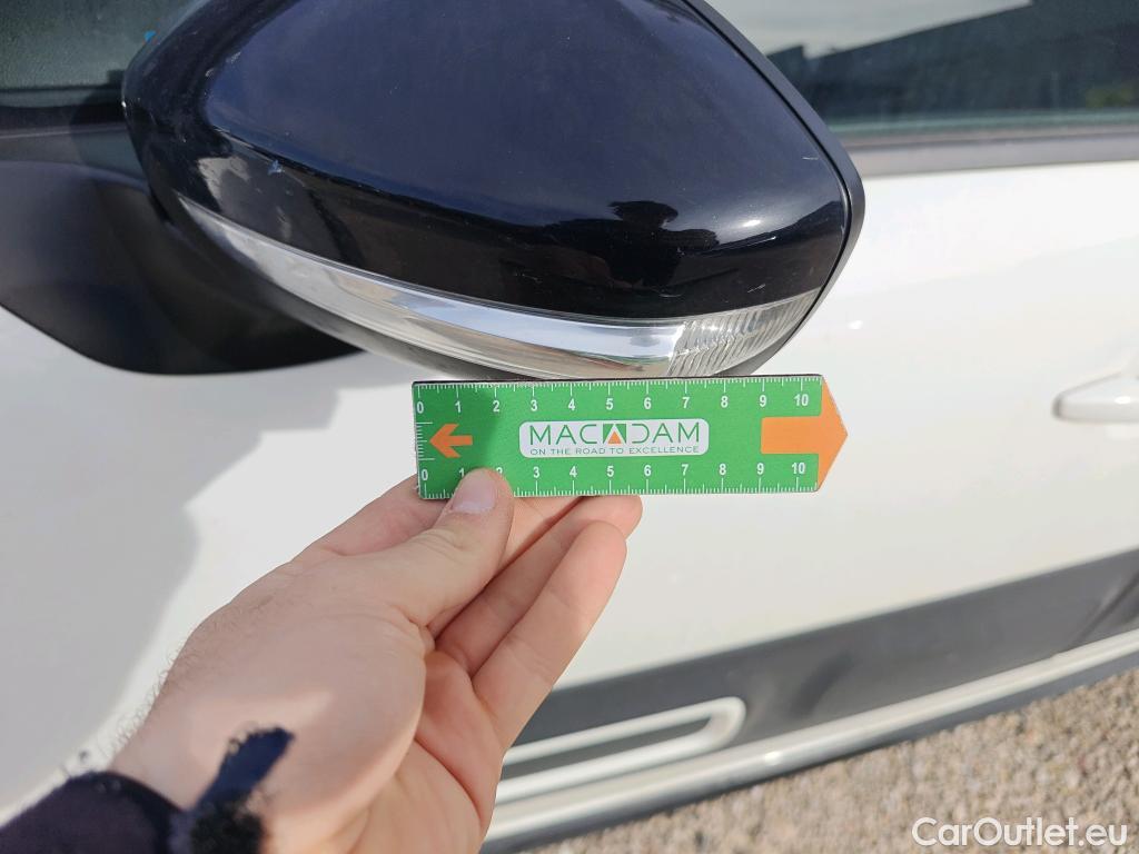  Citroen  C3 CITROEN  / 2020 / 5P / berlina con portón BlueHDi 75KW (100CV) S&S Feel Pack #34