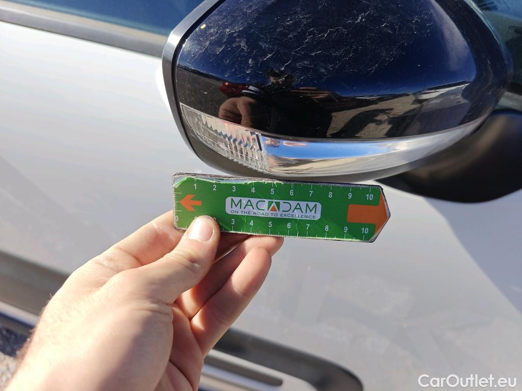  Citroen  C3 CITROEN  / 2020 / 5P / berlina con portón BlueHDi 75KW (100CV) S&S FEEL #54