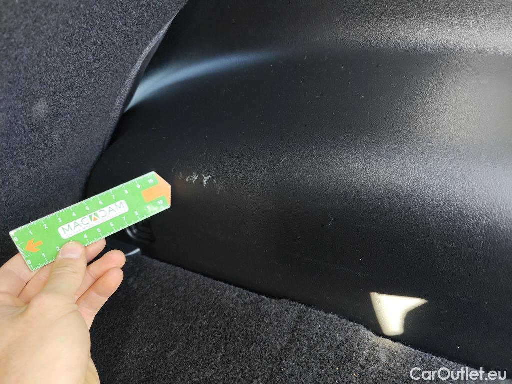  Hyundai  Tucson HYUNDAI  / 2020 / 5P / todoterreno 1.6 CRDI 85kW (115CV) Klass #10