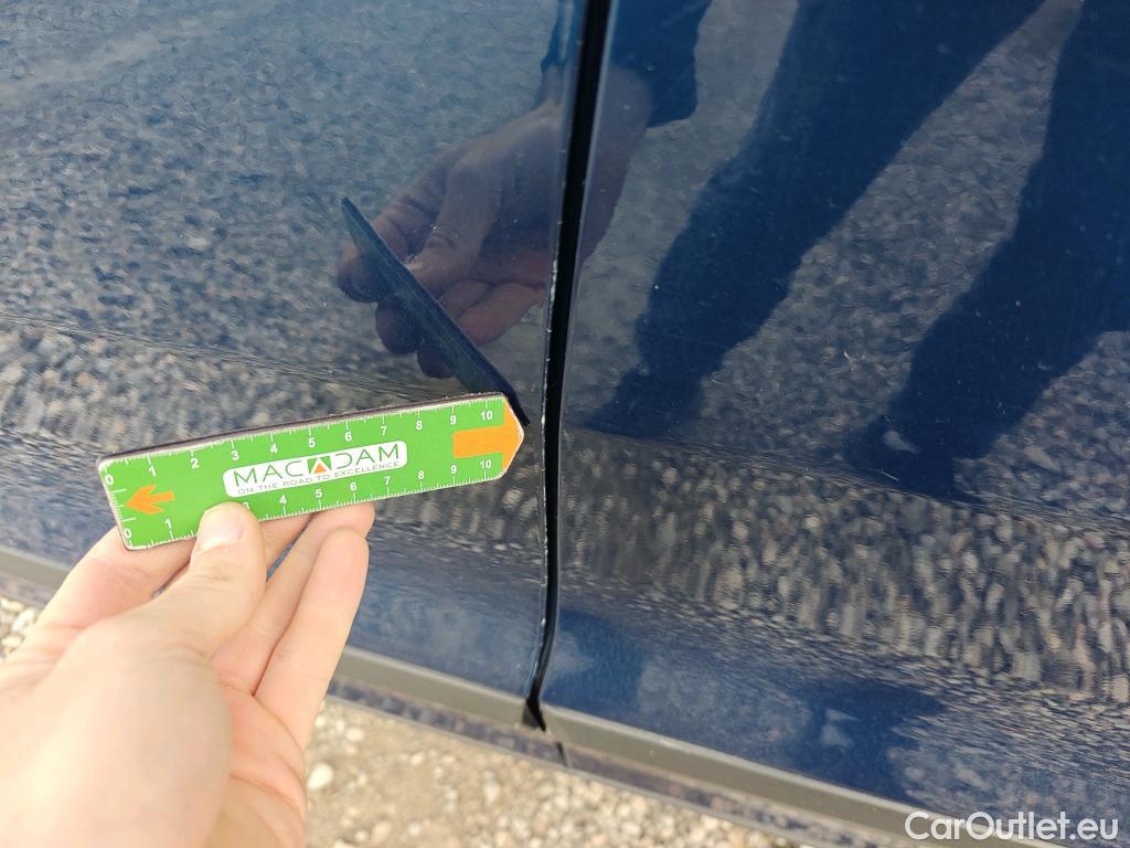  KIA  Niro KIA  / 2019 / 5P / crossover 1.6 GDi HEV 104kW (141CV) Concept #20