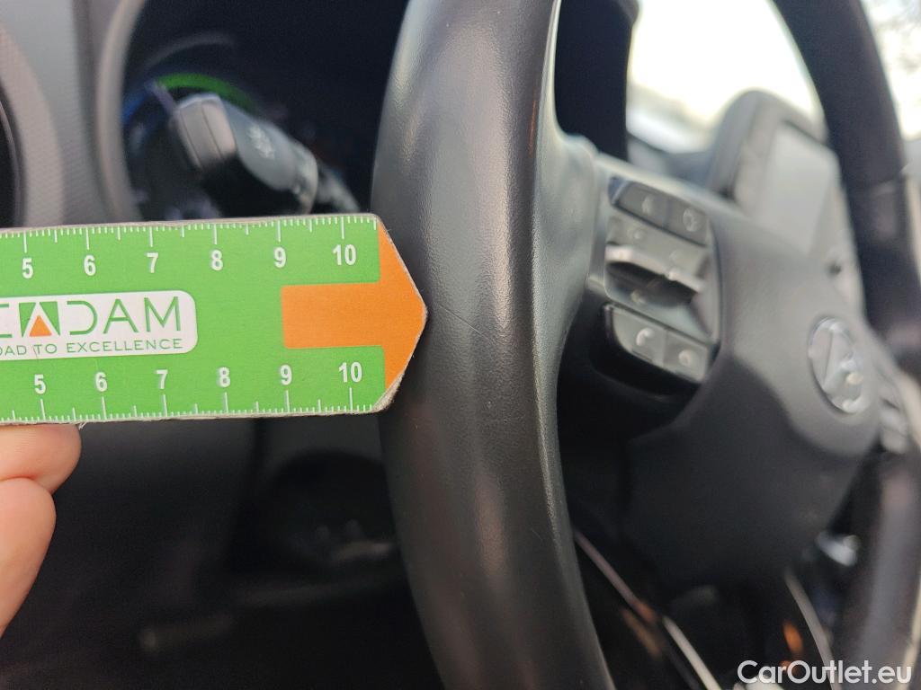  Hyundai  Konna HYUNDAI Kona / 2017 / 5P / todoterreno 1.6 GDI HEV Klass DCT #13