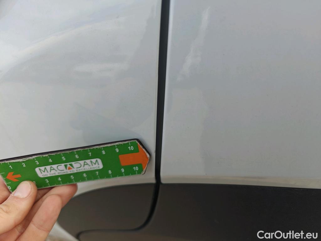  Hyundai  Konna HYUNDAI Kona / 2017 / 5P / todoterreno 1.6 GDI HEV Klass DCT #21