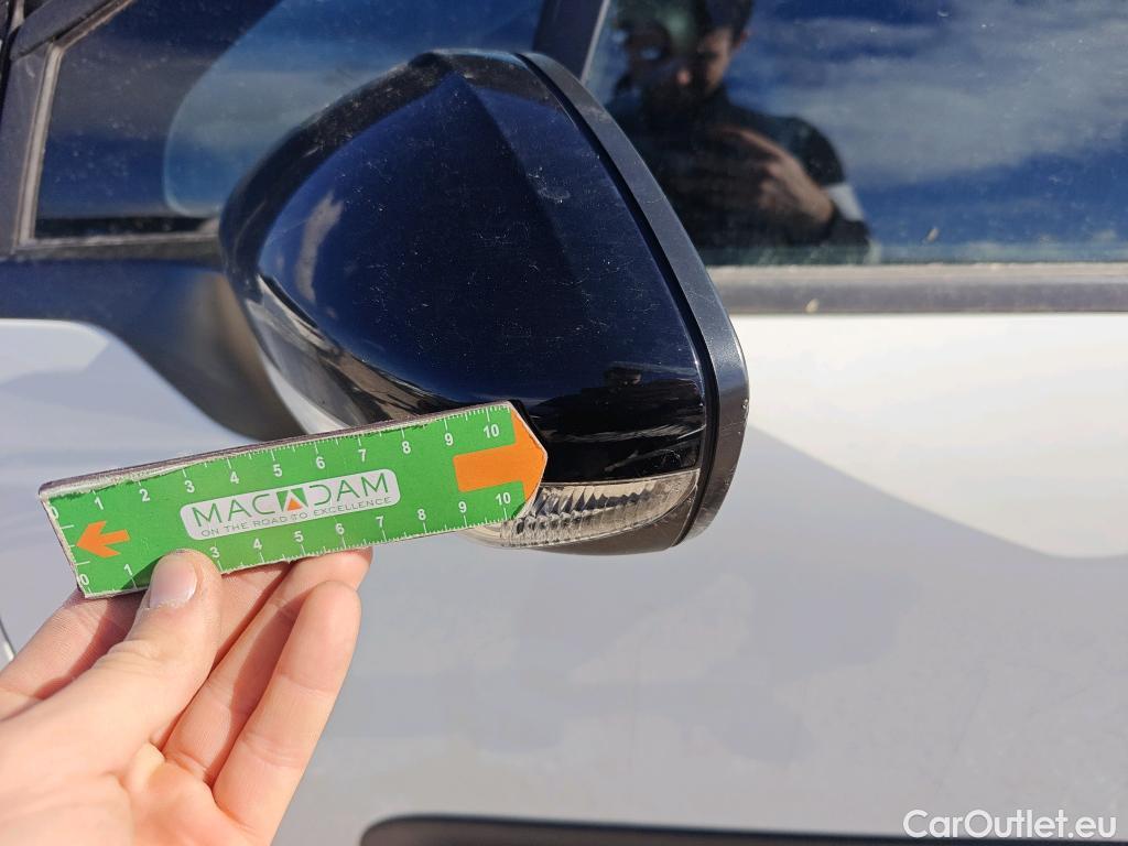  Citroen  C3 CITROEN  / 2020 / 5P / berlina con portón BlueHDi 75KW (100CV) S&S FEEL #40