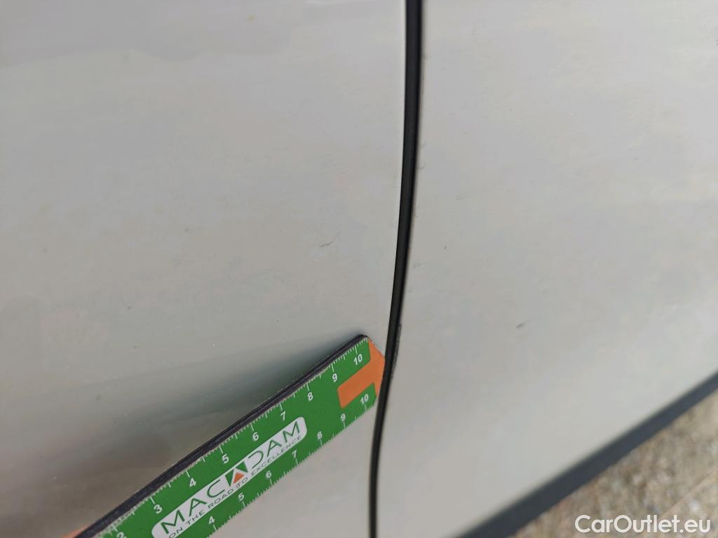  Bmw  X1 BMW  / 2019 / 5P / todoterreno sDrive18dA Corporate (AC4) #31