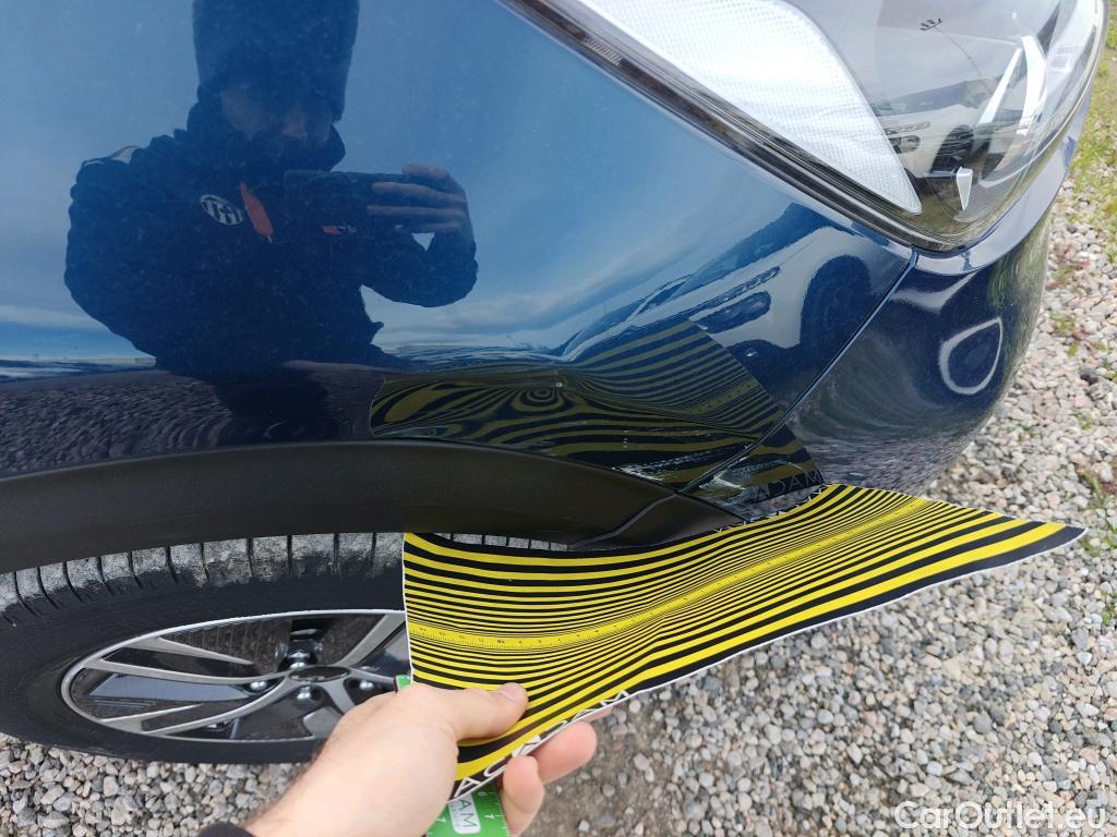  KIA  Niro KIA  / 2019 / 5P / crossover 1.6 GDi HEV 104kW (141CV) Concept #10