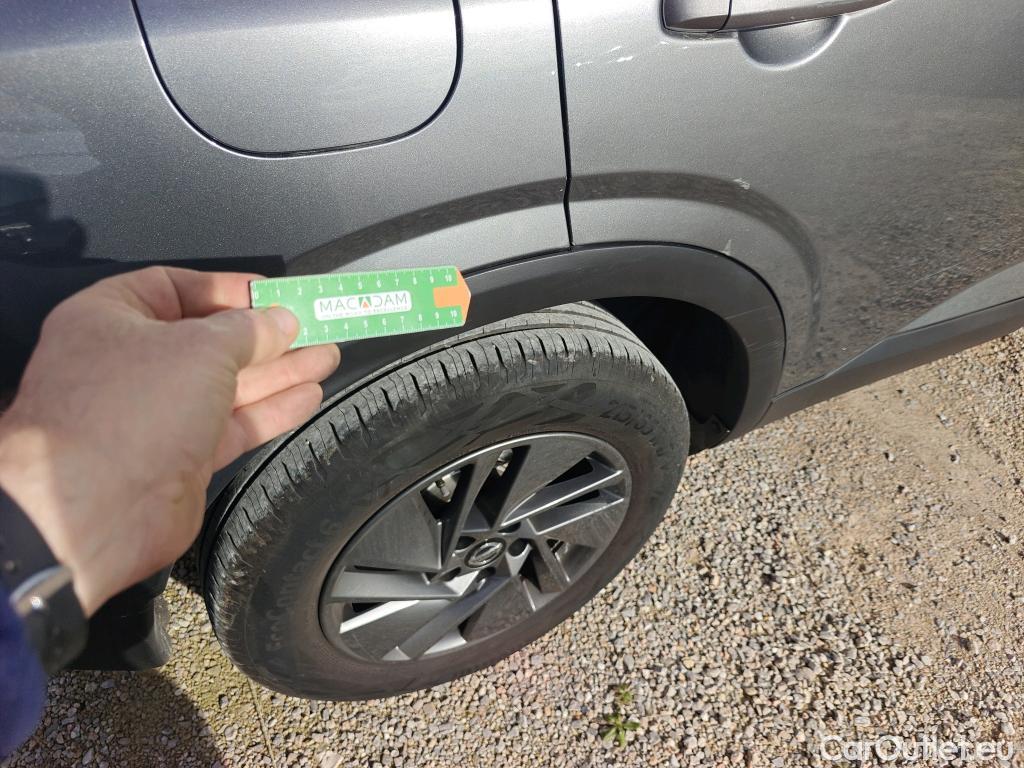  Nissan  Qashqai NISSAN  / 2021 / 5P / todoterreno DIG-T 116kW (158CV) mHEV Xtronic Acenta (AC) #38