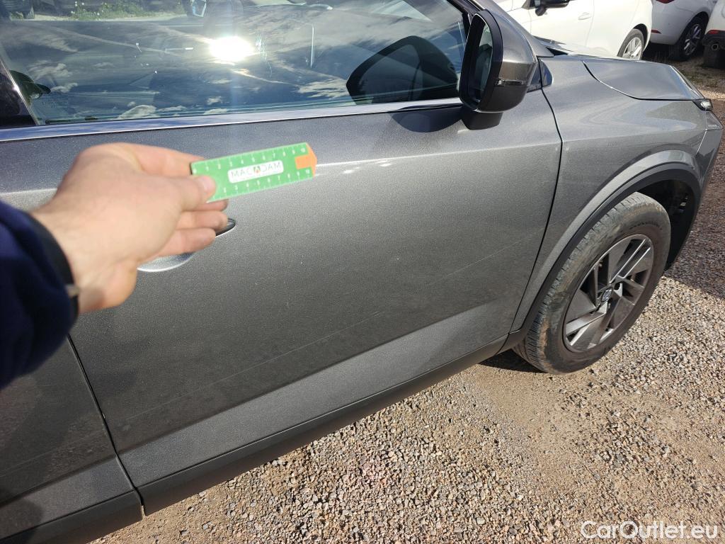  Nissan  Qashqai NISSAN  / 2021 / 5P / todoterreno DIG-T 116kW (158CV) mHEV Xtronic Acenta (AC) #3