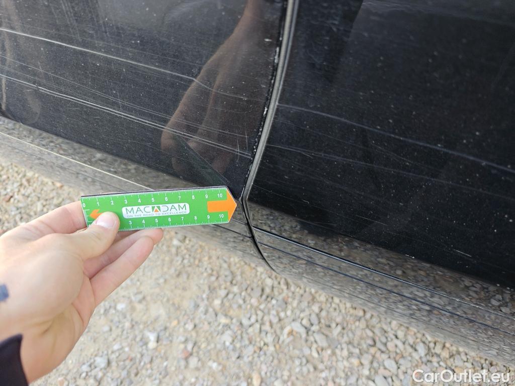  Land Rover  Range Rover LAND ROVER  Velar / 2017 / 5P / todoterreno 2.0D D240 R-Dynamic S 4WD Auto #20