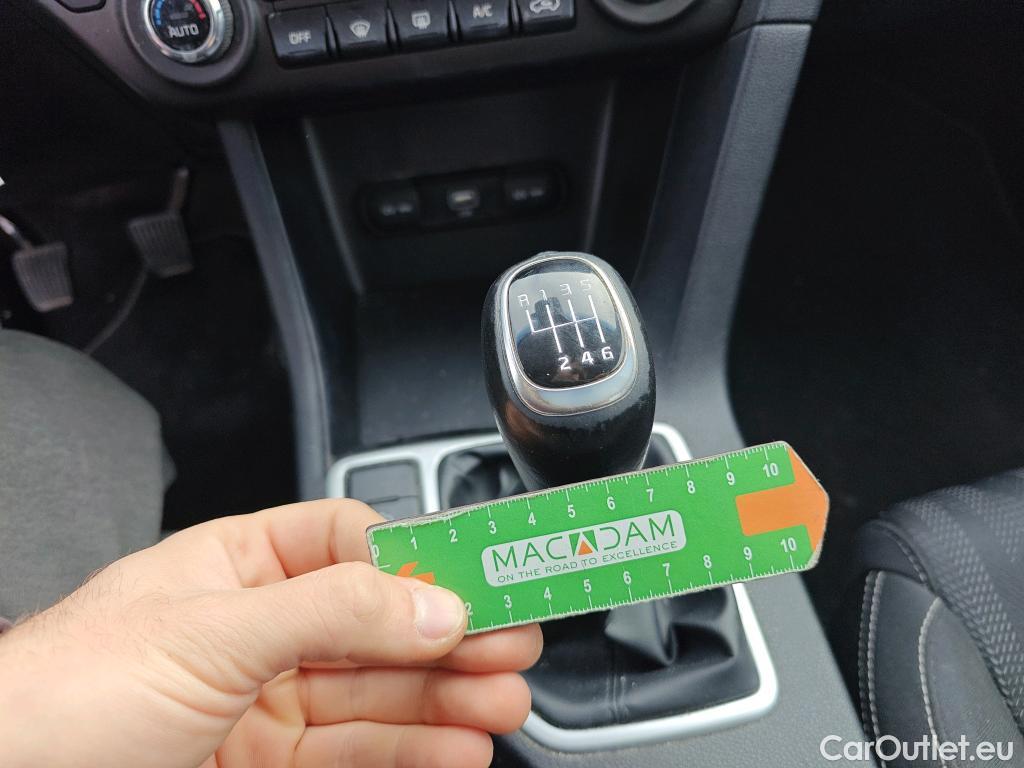  KIA  Sportage KIA  / 2018 / 5P / todoterreno 1.6 MHEV Business 100kW (136CV) 4x2 #65