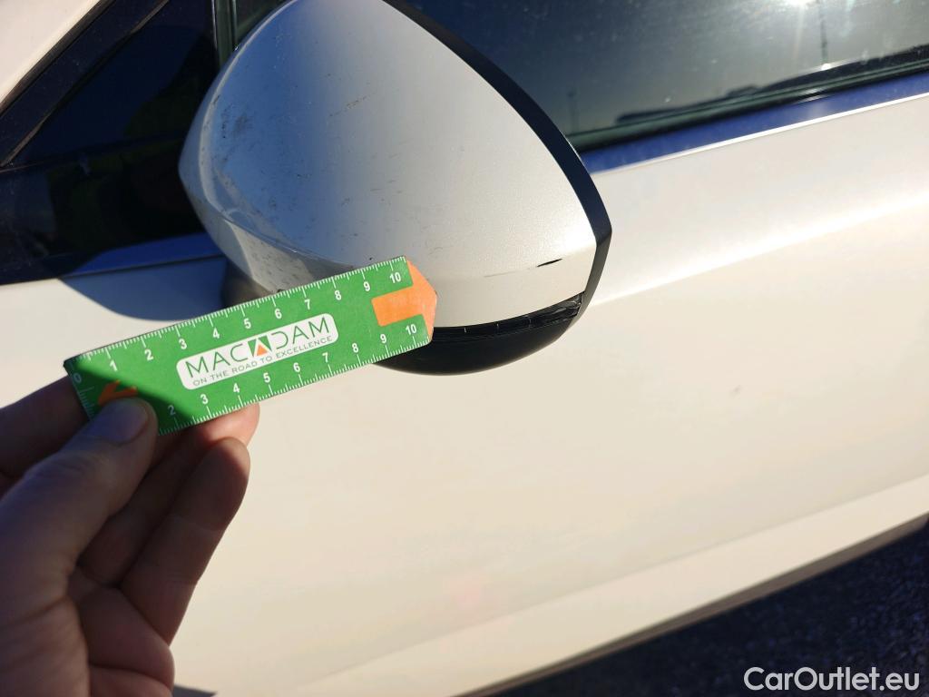  Nissan  Qashqai NISSAN  / 2021 / 5P / todoterreno DIG-T 116kW (158CV) mHEV Xtronic Acenta (AC2) #26