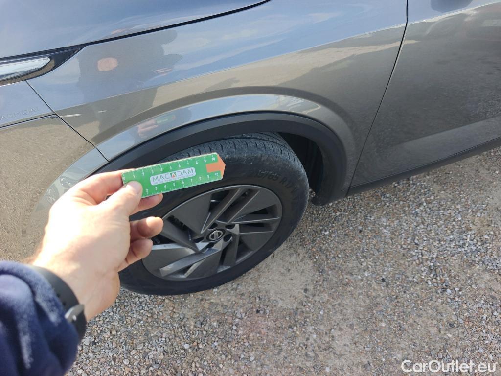  Nissan  Qashqai NISSAN  / 2021 / 5P / todoterreno DIG-T 116kW (158CV) mHEV Xtronic Acenta (AC) #42