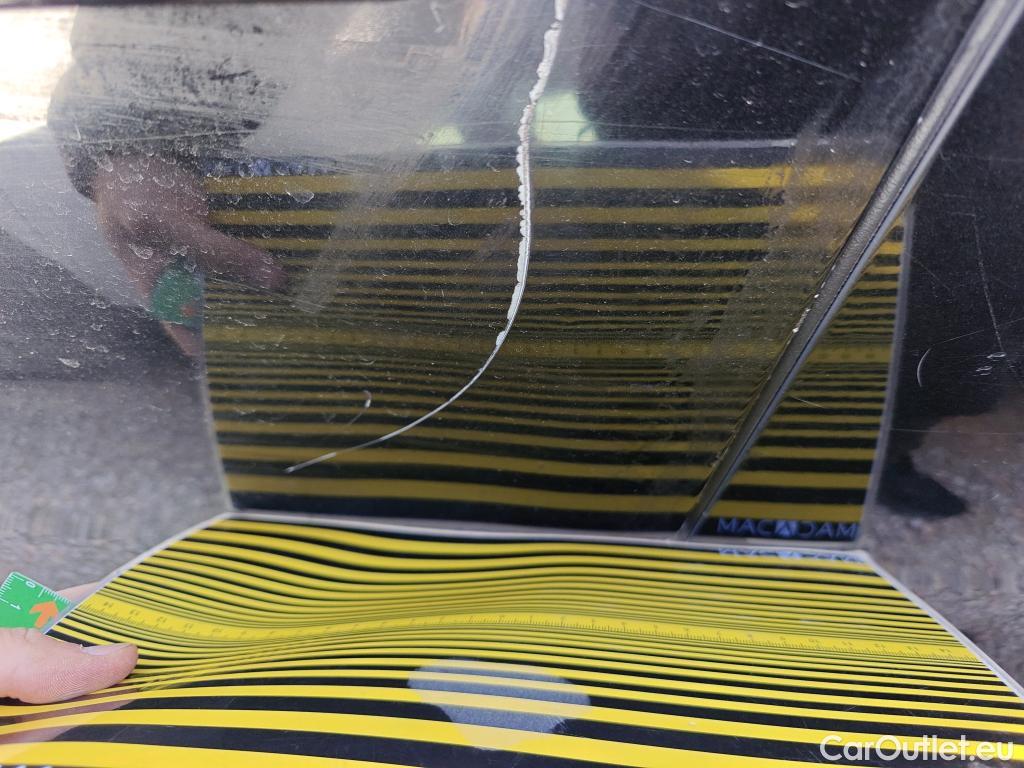  Land Rover  Range Rover LAND ROVER  Velar / 2017 / 5P / todoterreno 2.0D D240 R-Dynamic S 4WD Auto #17