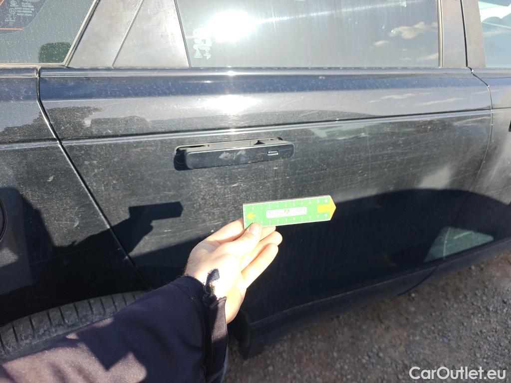  Land Rover  Range Rover LAND ROVER  Velar / 2017 / 5P / todoterreno 2.0D D240 R-Dynamic S 4WD Auto #8