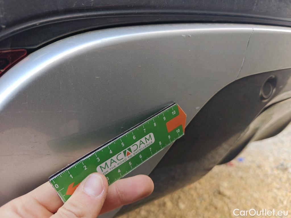  Land Rover  Range Rover LAND ROVER  Velar / 2017 / 5P / todoterreno 2.0D D240 R-Dynamic S 4WD Auto #62