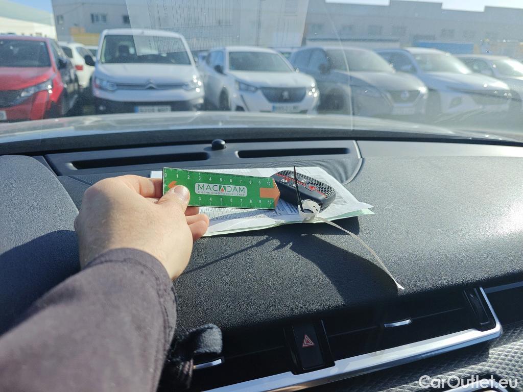  Land Rover  Range Rover LAND ROVER  Velar / 2017 / 5P / todoterreno 2.0D D240 R-Dynamic S 4WD Auto #7