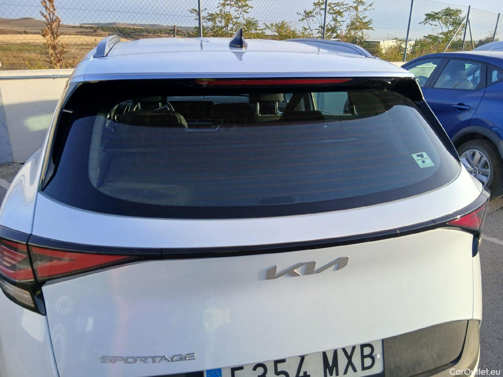  KIA  Sportage  Business 1.6 CRDi 135CV AT7 6E #16