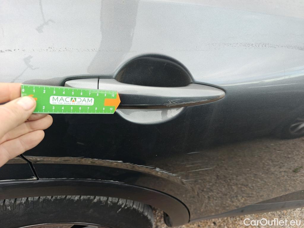  Nissan  Qashqai NISSAN  / 2021 / 5P / todoterreno DIG-T 116kW (158CV) mHEV Xtronic Acenta (AC9) #57