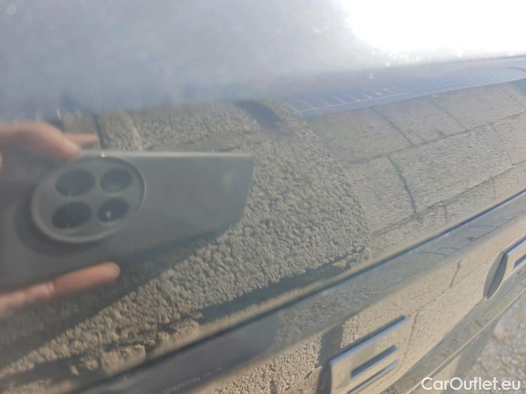  Land Rover  Range Rover LAND ROVER  Velar / 2017 / 5P / todoterreno 2.0D D240 R-Dynamic S 4WD Auto #93