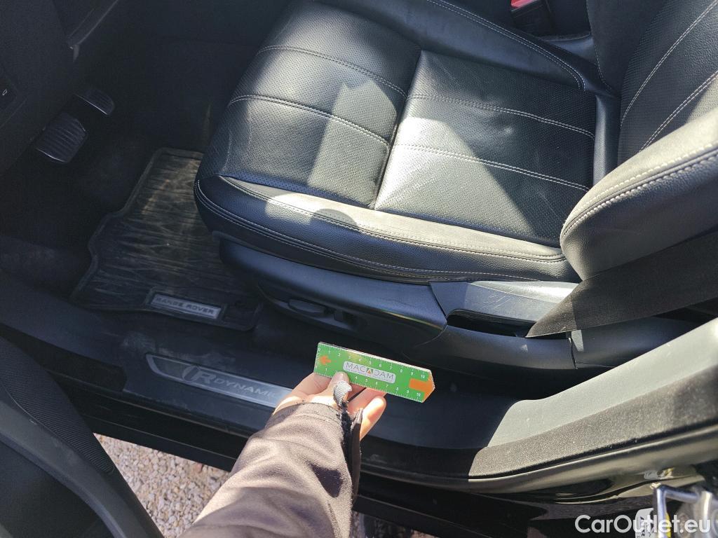  Land Rover  Range Rover LAND ROVER  Velar / 2017 / 5P / todoterreno 2.0D D240 R-Dynamic S 4WD Auto #71