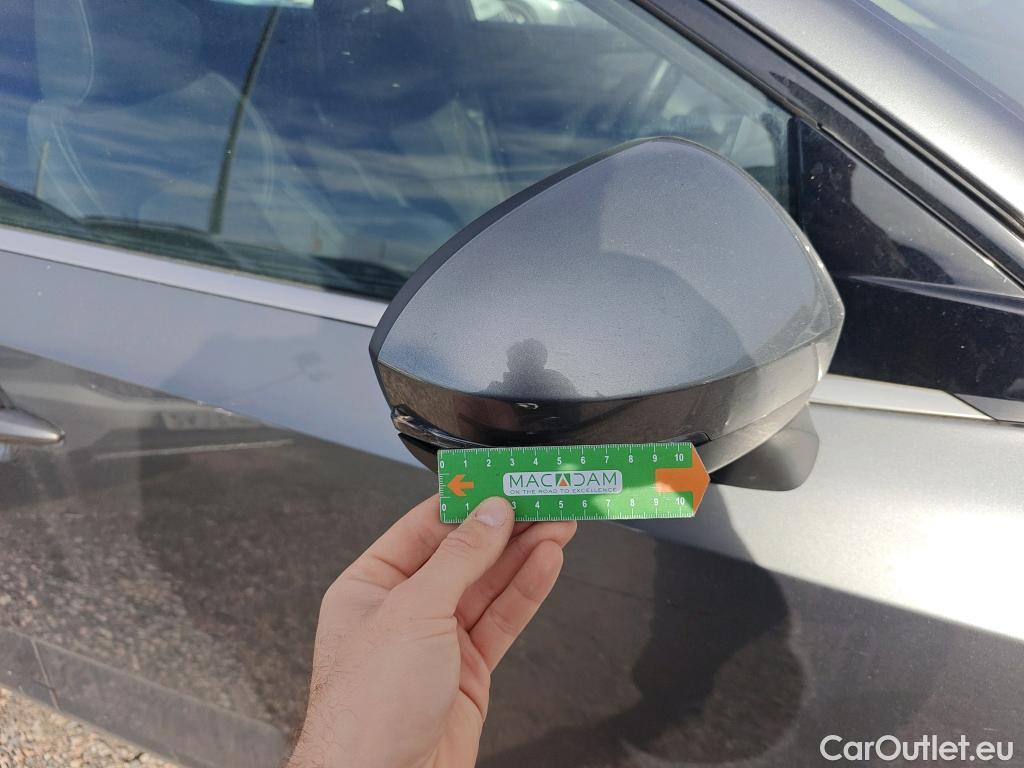  Nissan  Qashqai NISSAN  / 2021 / 5P / todoterreno DIG-T 116kW (158CV) mHEV Xtronic Acenta (AC) #53