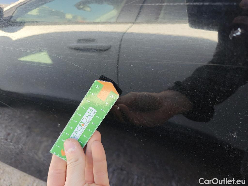  Land Rover  Range Rover LAND ROVER  Velar / 2017 / 5P / todoterreno 2.0D D240 R-Dynamic S 4WD Auto #29