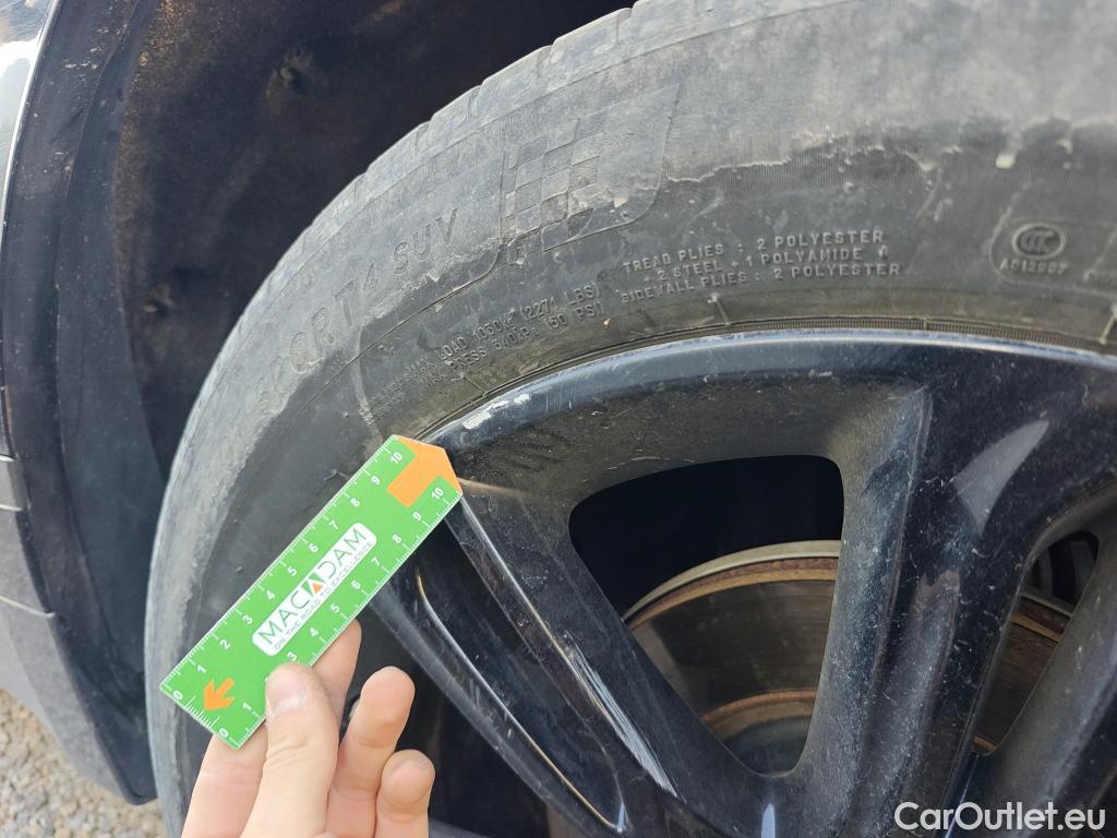  Land Rover  Range Rover LAND ROVER  Velar / 2017 / 5P / todoterreno 2.0D D240 R-Dynamic S 4WD Auto #57