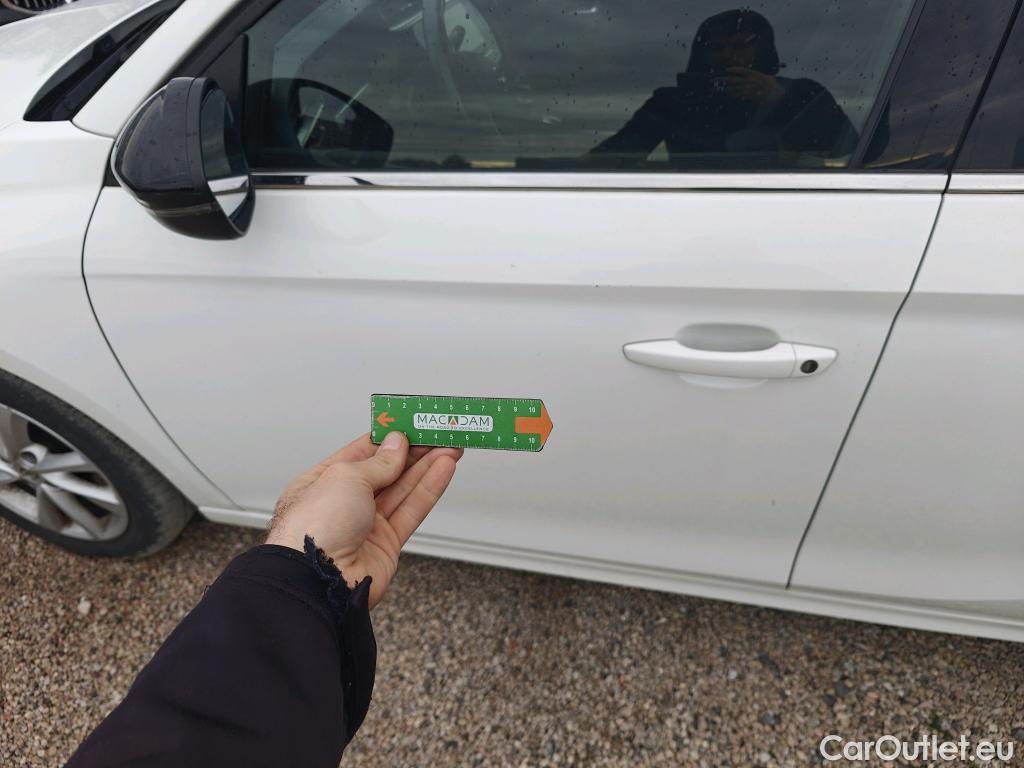  Opel  Corsa OPEL  1.2T XHL 74kW (100CV) Elegance #12