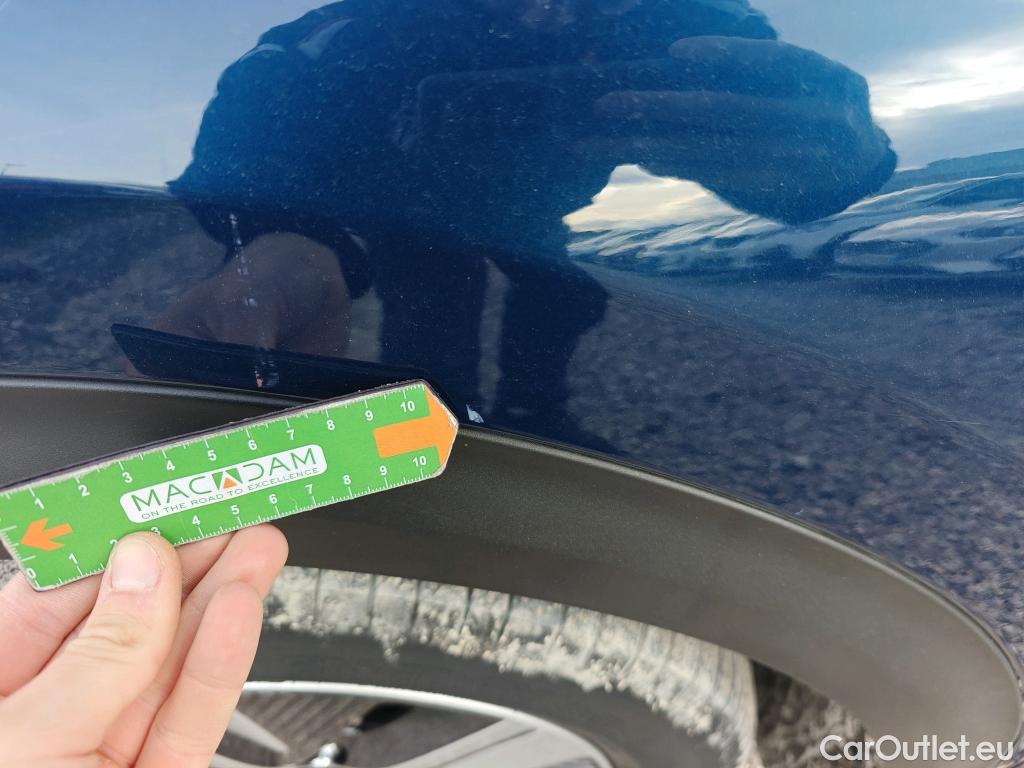  KIA  Niro KIA  / 2019 / 5P / crossover 1.6 GDi HEV 104kW (141CV) Concept #71