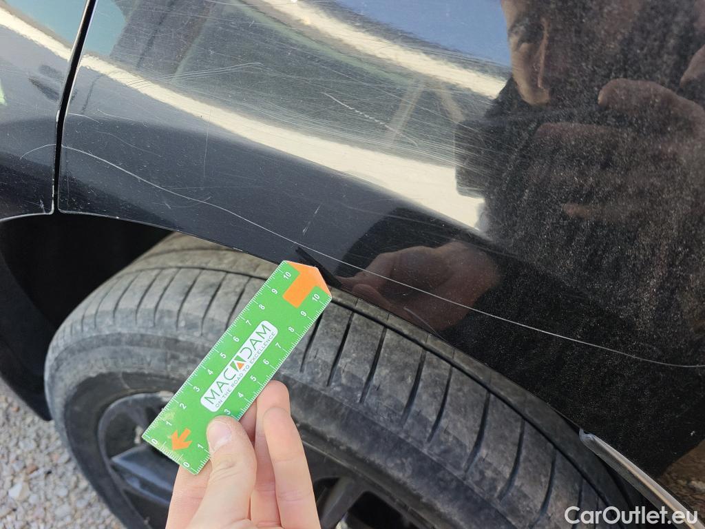  Land Rover  Range Rover LAND ROVER  Velar / 2017 / 5P / todoterreno 2.0D D240 R-Dynamic S 4WD Auto #42