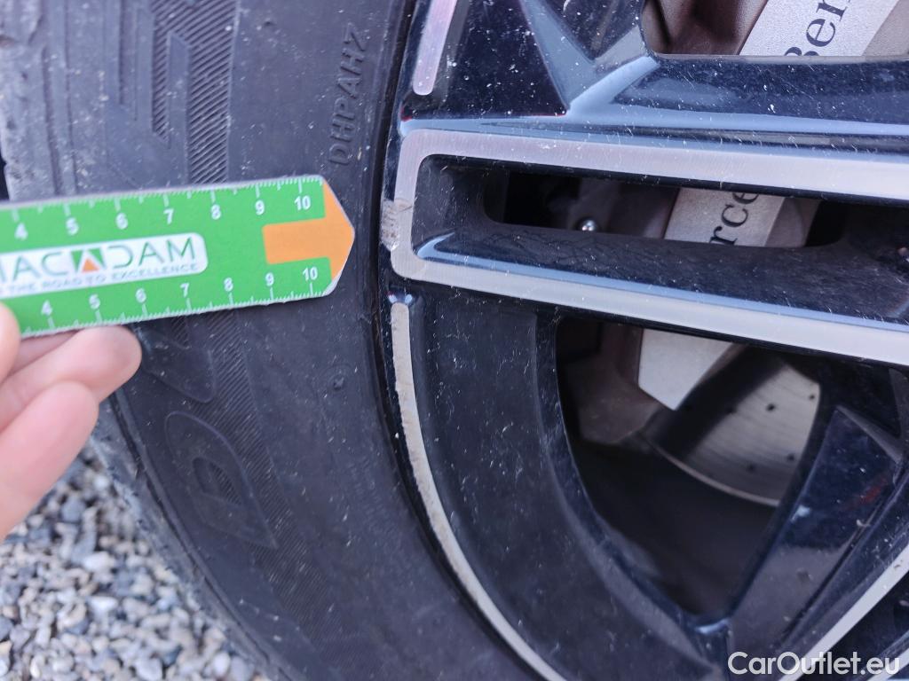  Mercedes  G-Klasee MERCEDES-BENZ GLC Coupé / 2019 / 5P / coupé GLC 220 d 4MATIC #2