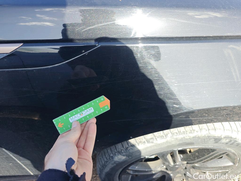  Land Rover  Range Rover LAND ROVER  Velar / 2017 / 5P / todoterreno 2.0D D240 R-Dynamic S 4WD Auto #24